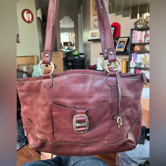 Vintage Burgundy Genuine Leather Gold Toned Hardware Satchel Handbag - Picture 1 of 12